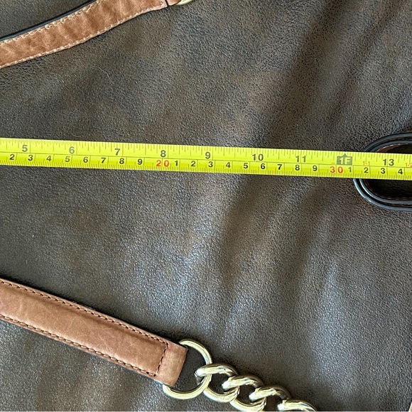 Michael Kors Uptown Astor Leather Gold Studded Purse - Picture 5 of 9